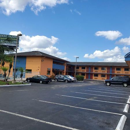 Rodeway Inn Forest City Kültér fotó