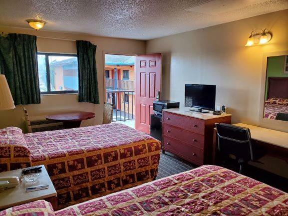 Rodeway Inn Forest City Kültér fotó